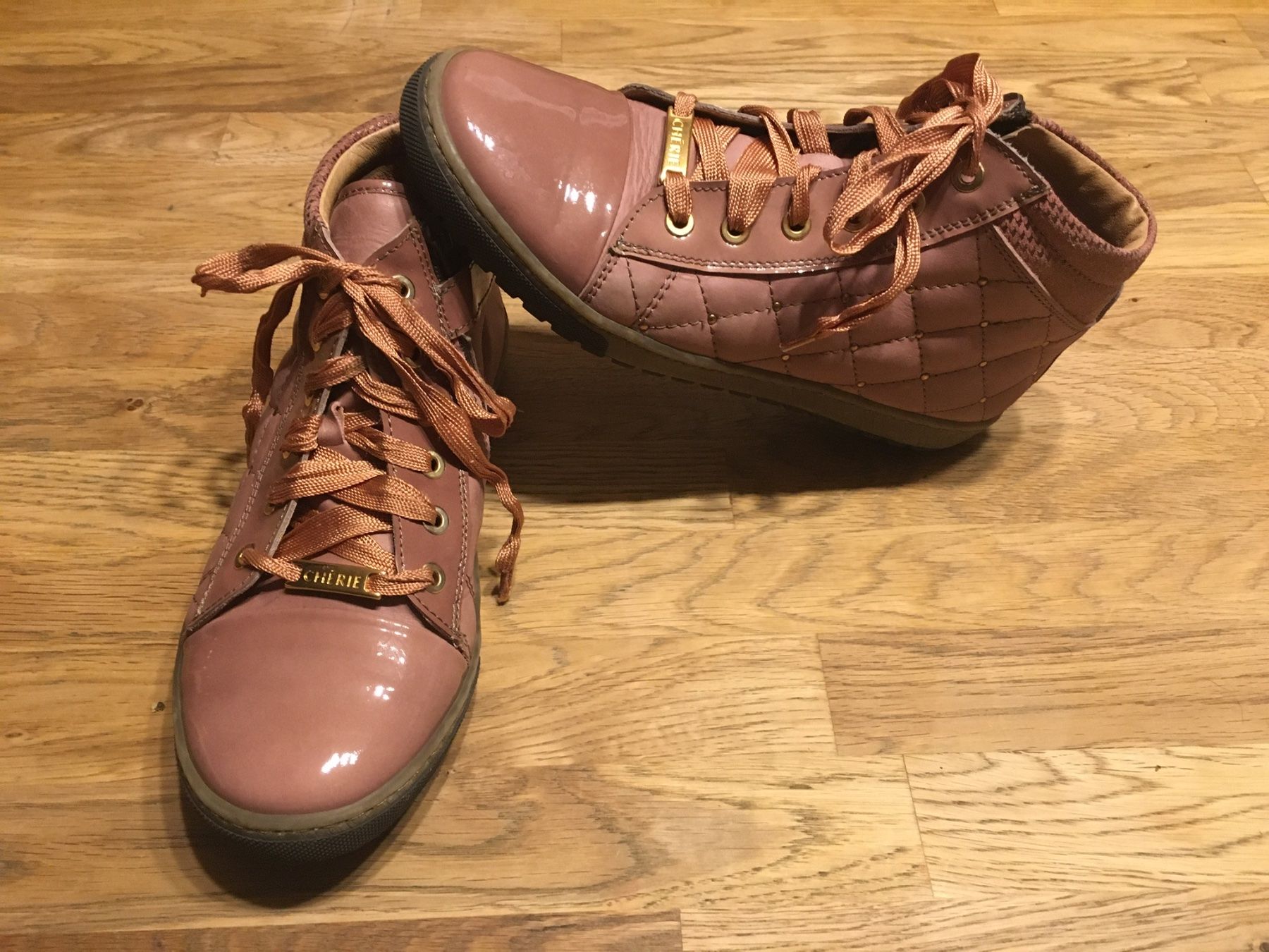 Scarpe per ragazze: Chérie Schuhe Gr.36 – Usato da Oberdorf SO venduto da sa-na