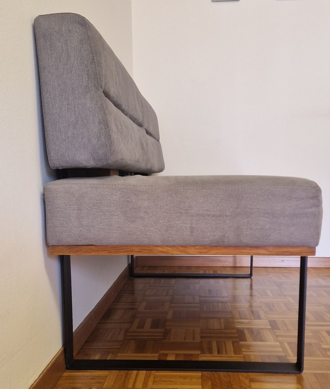 Bänke: Sitzbank, grau, B160cm – Gebraucht aus Zug von Pinche0 3