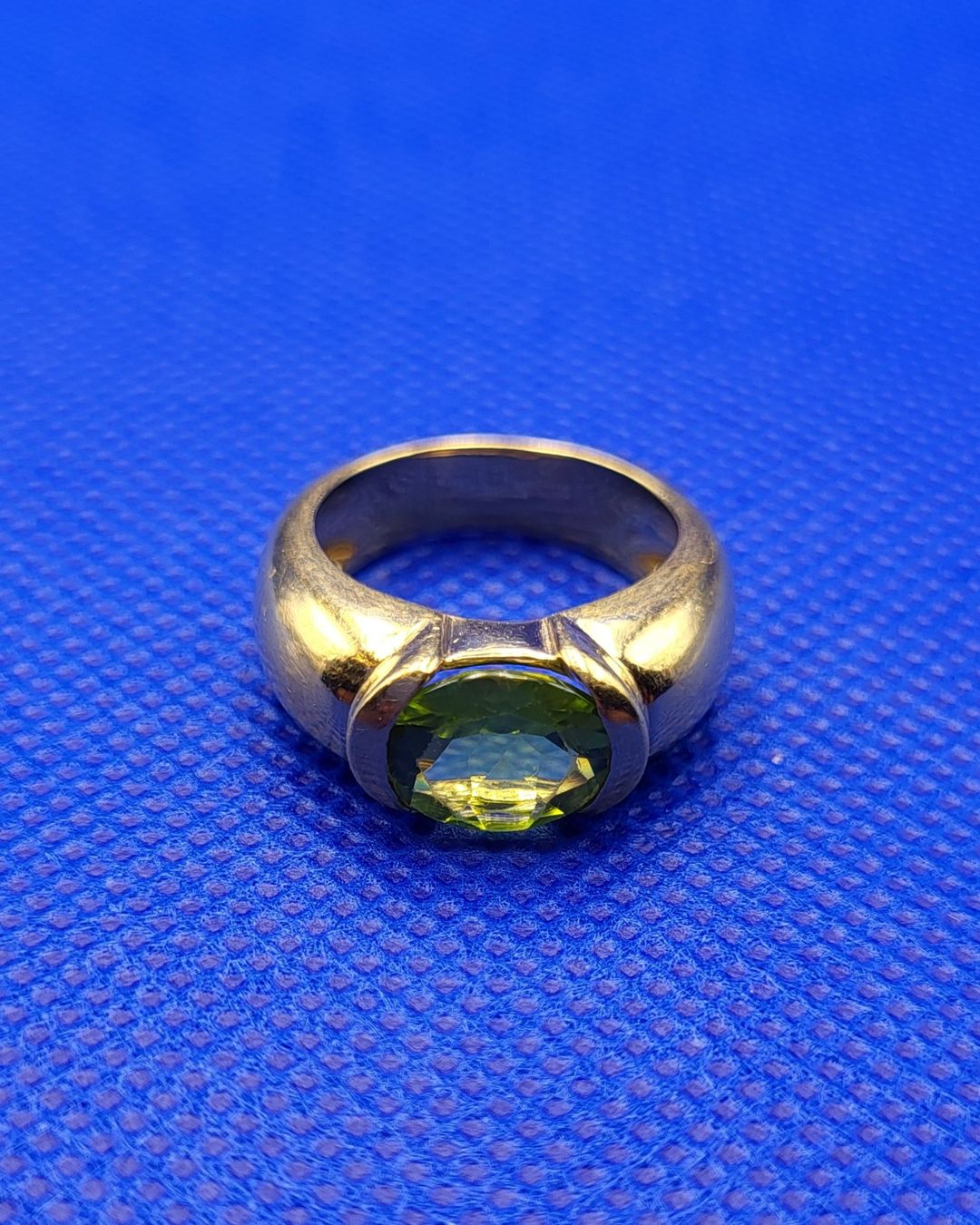 Anelli: 18 Karat 750 Gold Ring Mit Peridot – Usato da Wald ZH venduto da Aniade 6