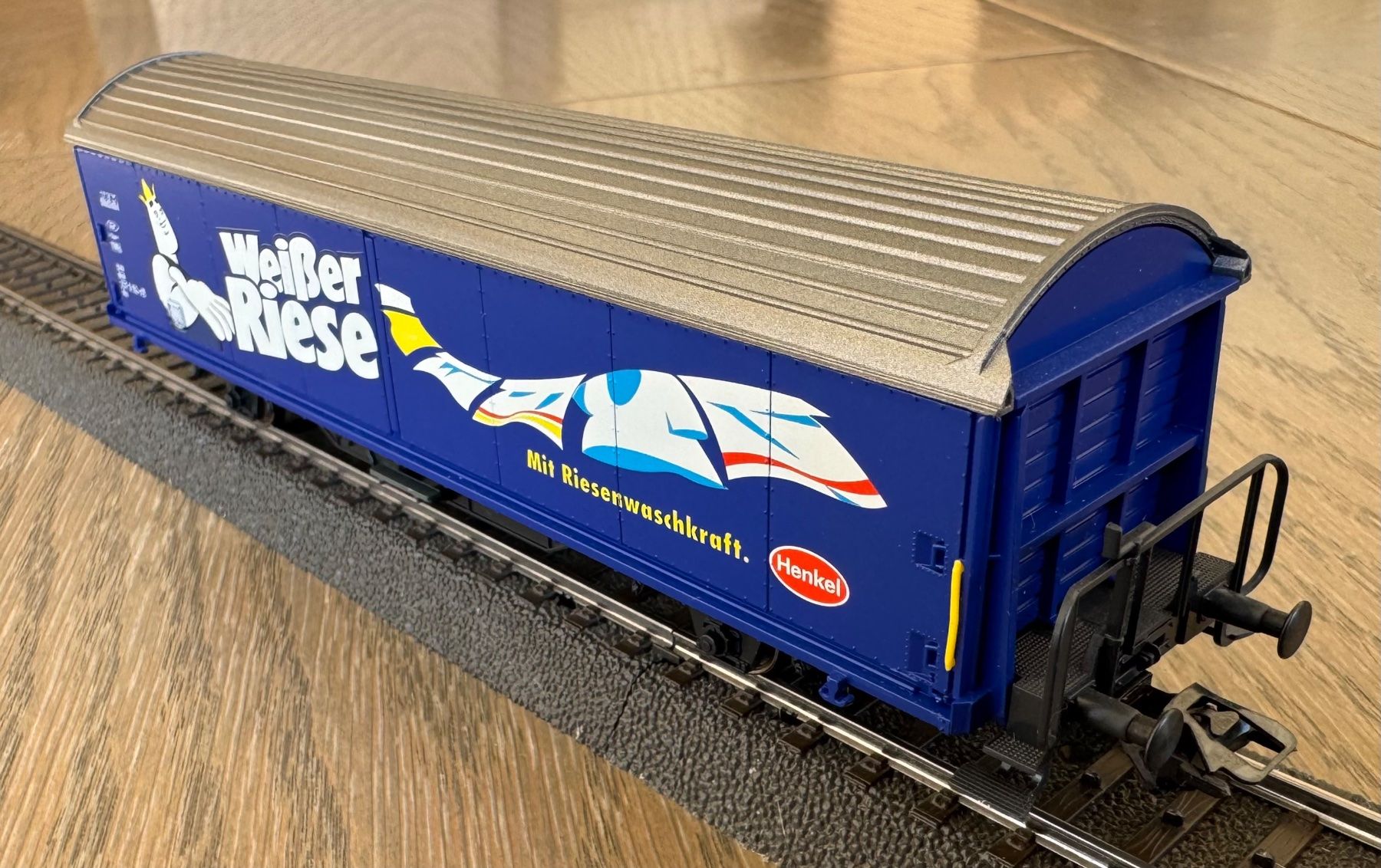 Märklin Modellini di ferrovie: blauer DB-Schiebewand-Güterwagen "Weisser Riese"; fabrikneu – Nuovo (secondo la descrizione) da St. Moritz venduto da Manu7500 3
