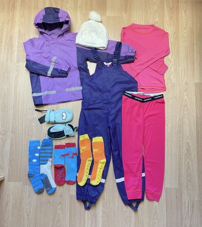 Gefütterte Regenkleidung (Jacke&Hose) + Termowäsche Gr. 116