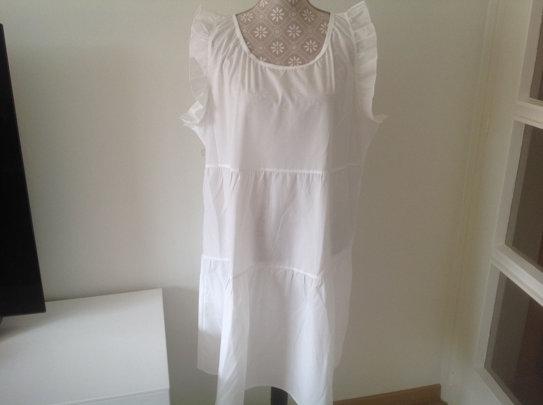 Robes: Robe de plage - M – D'occasion à Sion par accroshoes