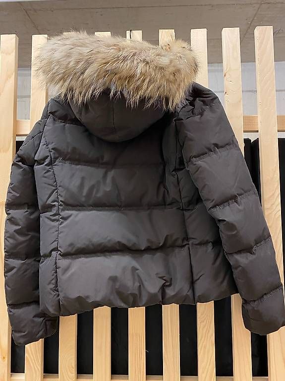 Giacche: Woolrich Damenjacke M – Usato da Liestal venduto da Schatzsucher90 1