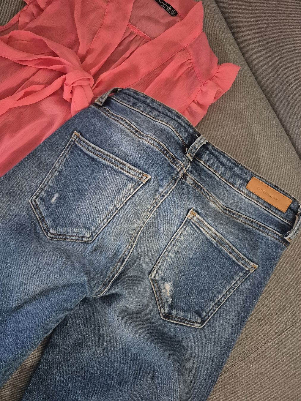 Lotti di vestiti: ensemble jeans 36 + blouse XS – Nuovo (secondo la descrizione) da St-Pierre-Clages venduto da _RV 3