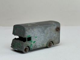 GB5- Lesney Möbelwagen defekt