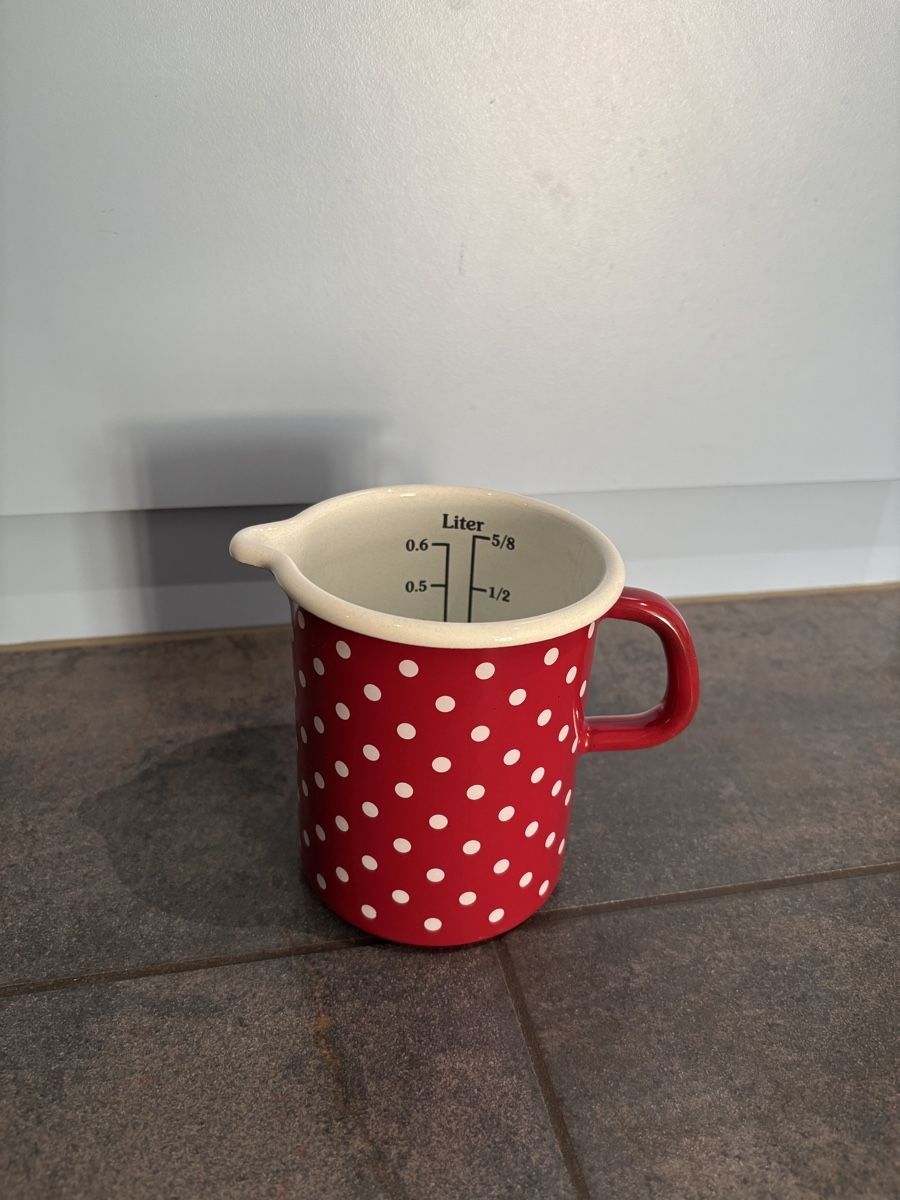 Elettrodomestici da cucina: Retro Messbecher Rot mit Pünktli – Usato da Brittnau venduto da sve_77t9