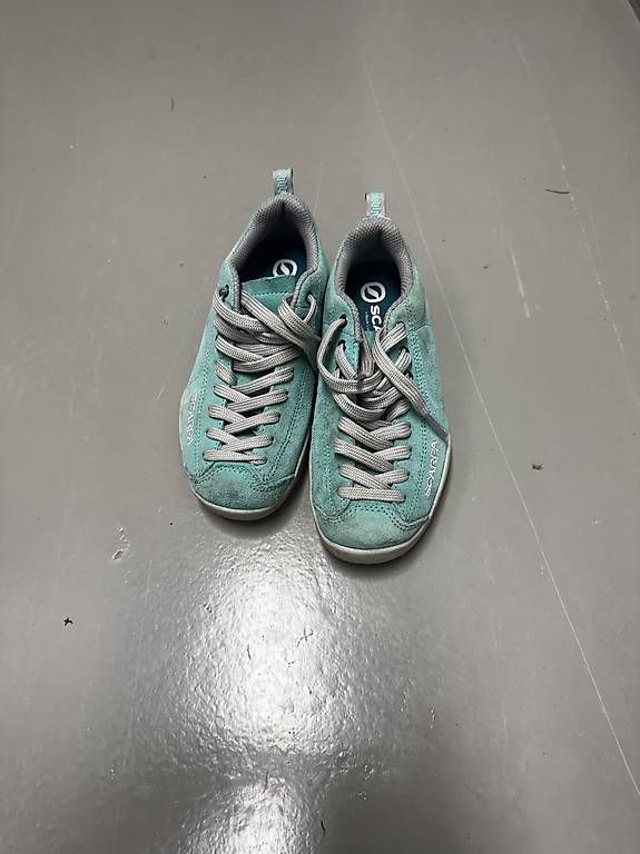 Scarpe per ragazzi: Scarpa Mojito Gr 32 – Usato da Fahrni b. Thun venduto da Joer1
