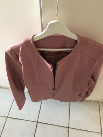 Schicke Lederjacke für viele Gelegenheiten von C&A