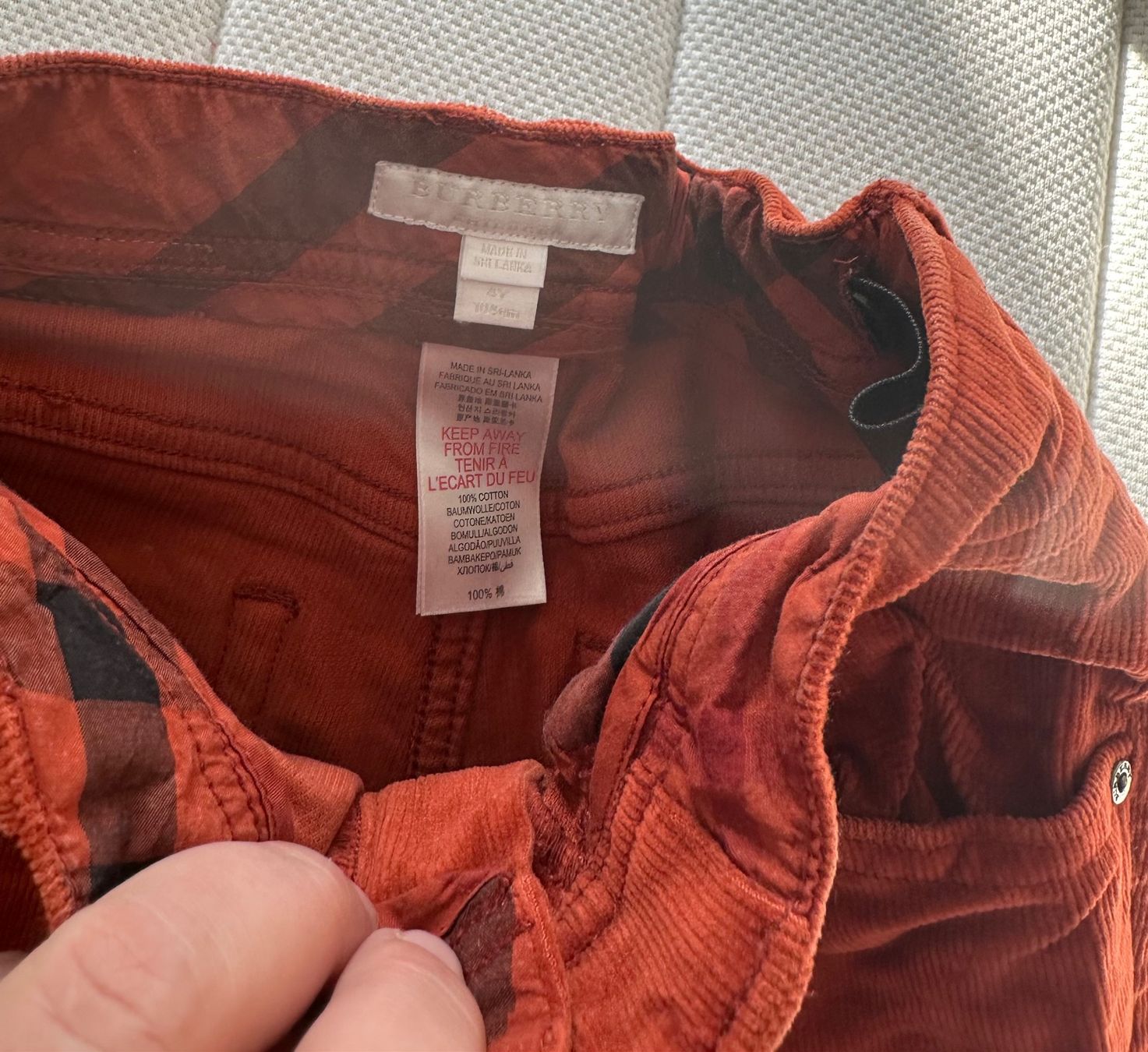 Burberry Pantaloni: Cordhose Burberry – Usato da Dürrenroth venduto da tvy_bh56 3