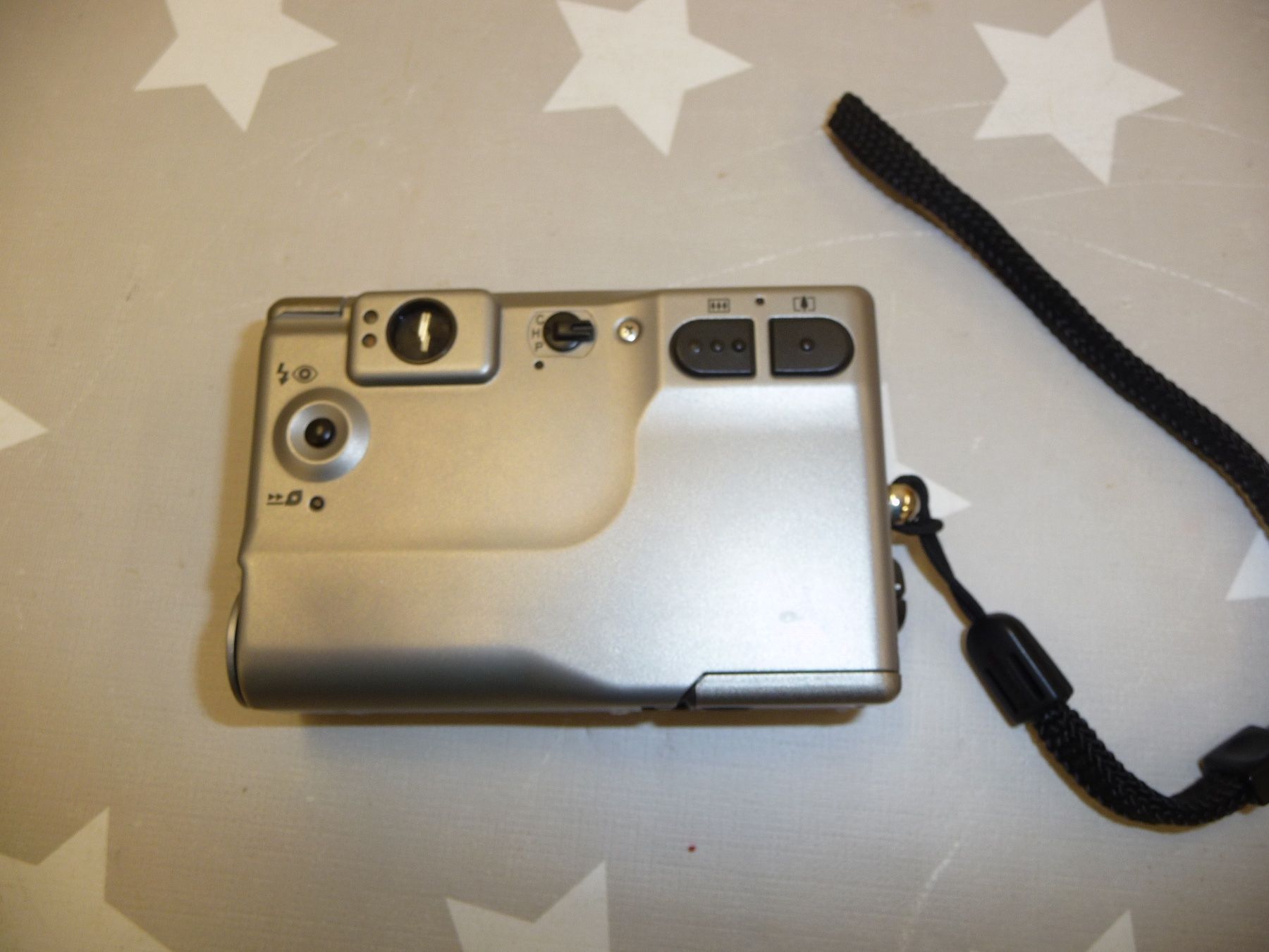 Canon Kamera: Kamera Canon Ixus analog DEFEKT – Defekt aus Rafz von Powacaddy 1