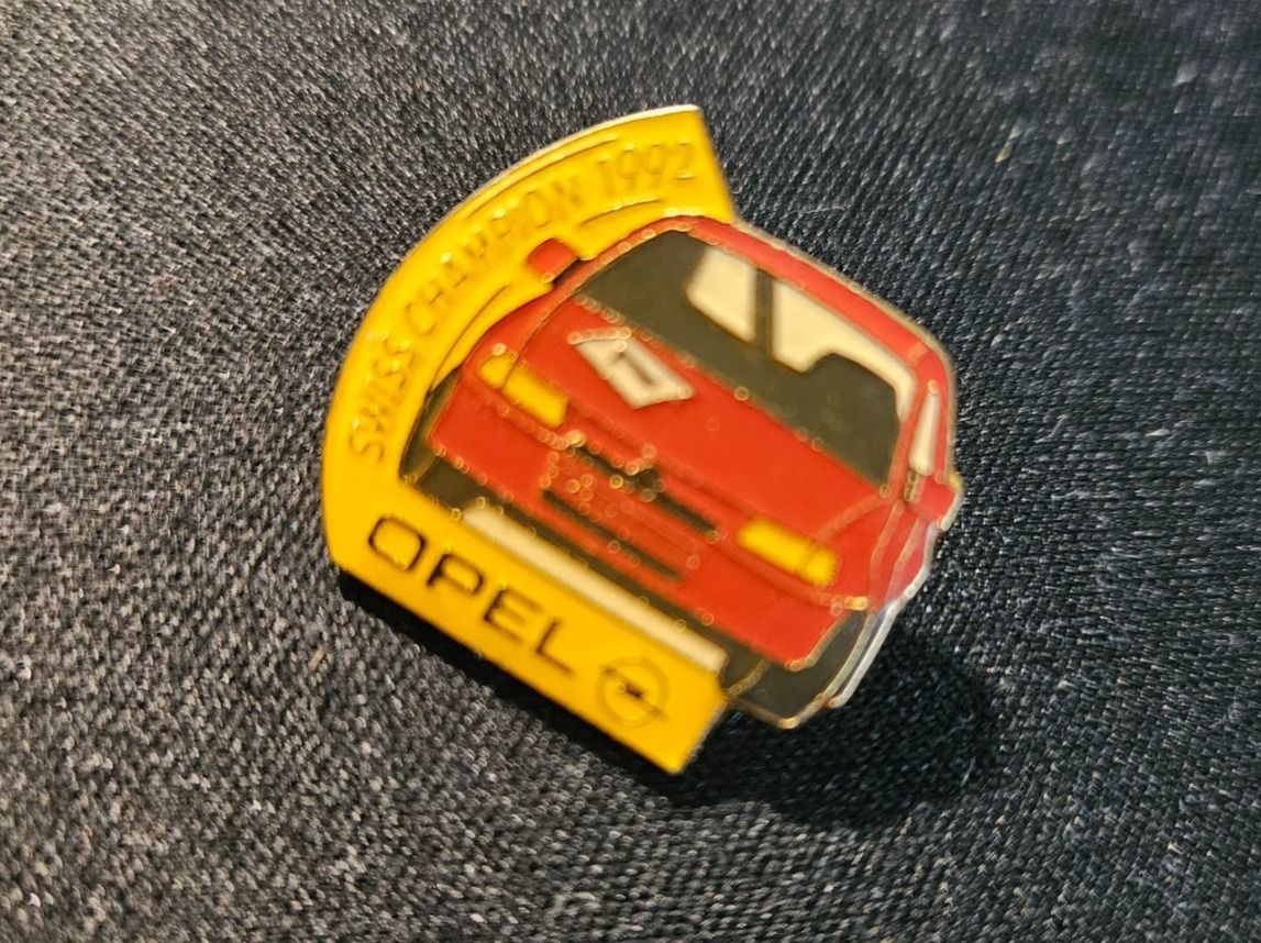 Opel Placchette & Badge: Pin Opel – Usato da Bern venduto da Respirit 4