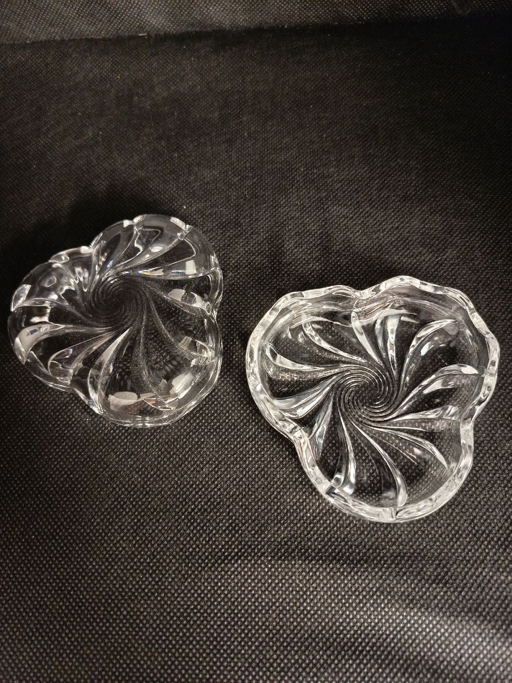 Schalen: Kristall Schale Klein Blumenmuster 8cm Durchmesser  – Gebraucht aus Wangen b. Olten von crea_look 1