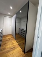 Jutzler Schwebetürenschrank - Swiss made - 252 x 65 x 220