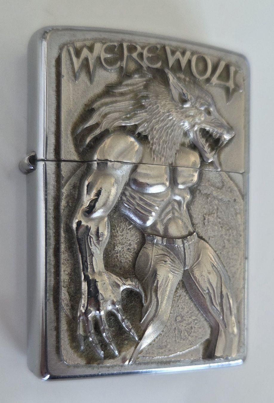 Zippo Accendini: Zippo Feuerzeug Werwolf Motiv 2012 – Usato da Zufikon venduto da lakotassu
