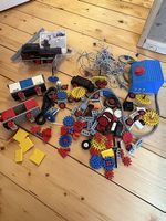 LEGO Vintage Eisenbahn 12V Lot Lok 726 Wagen / Zahnräder
