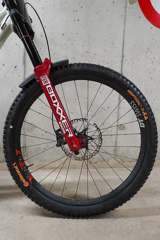 Commencal Vélos: Commencal Dhv5 – D'occasion à Meinier par simon0107 3