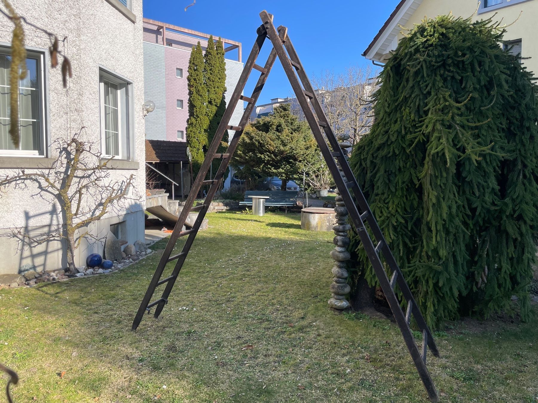 Scale: Alte grosse Holzleiter – Usato da Schindellegi venduto da SandraCH67
