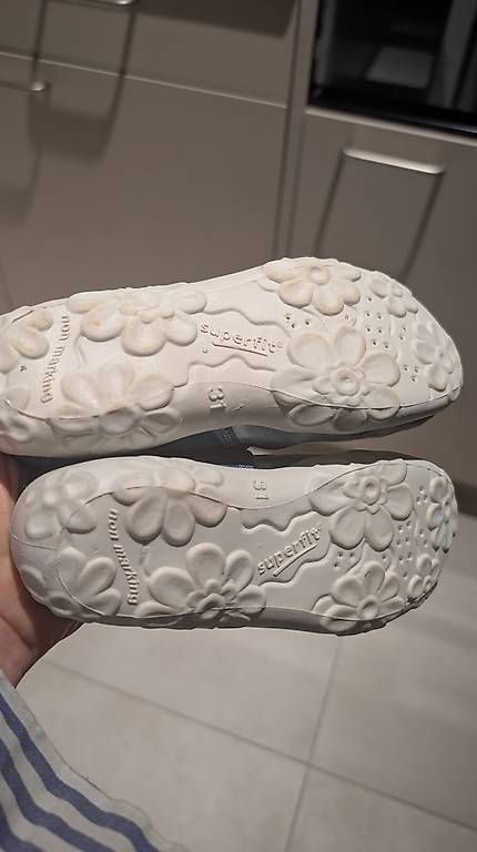 Superfit Schuhe für Mädchen: Hausschuh superfit 31 – Gebraucht aus Zürich von man_rwk7 1