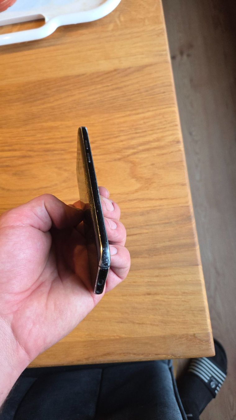 Samsung Telefoni cellulari / Smartphones: Samsung Galaxy A3 2017 – Usato da Oberbalm venduto da benuu 3