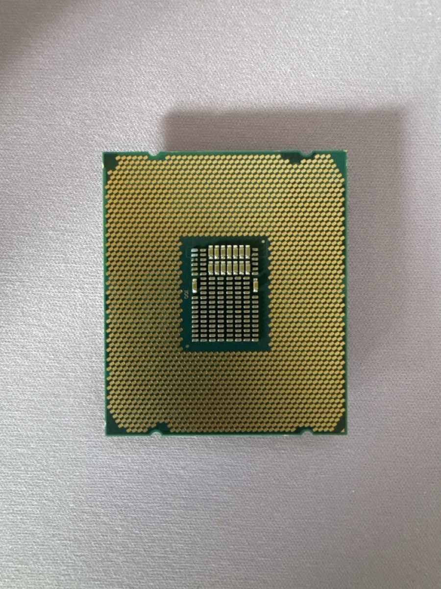 Intel PC: Prozessor  Intel Core i9-9820X – Usato da Basel venduto da Spcmn 1