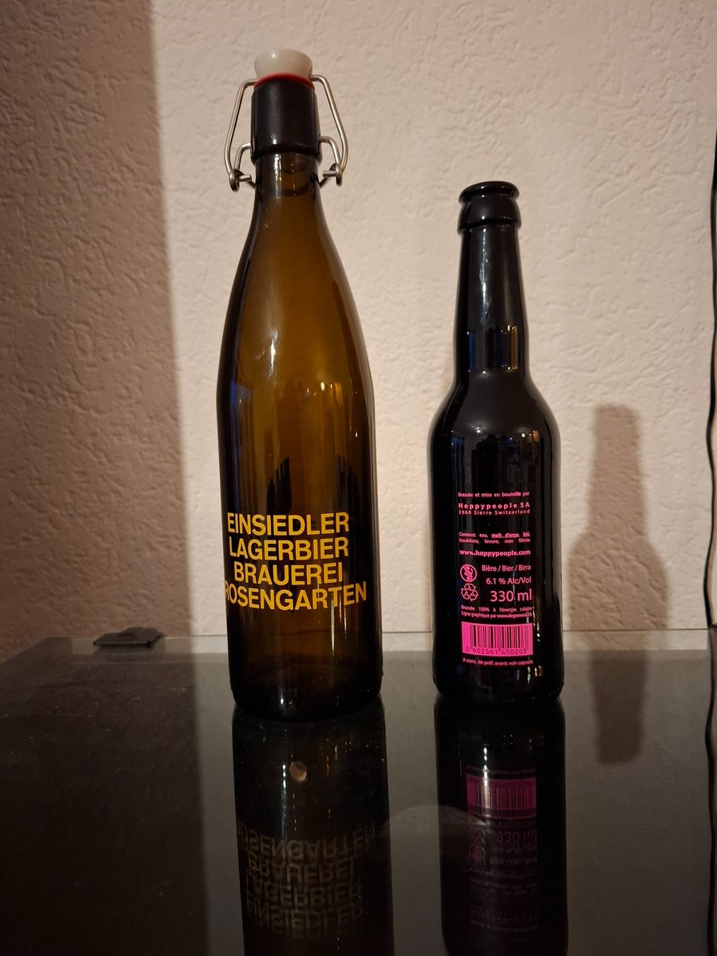 Bicchieri, Caraffe & Bottiglie: Bouteille de bière vide Porn Star et Einsiedler – Usato da Moutier venduto da Carambaaa