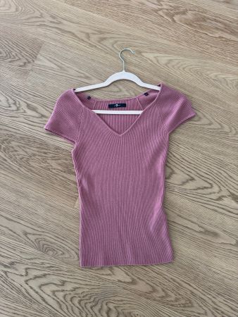 7 For All Mankind Rippstrick-Top, Grösse M – neuwertig