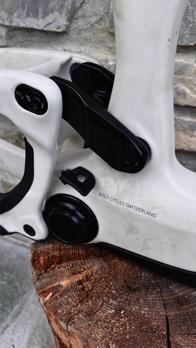 Pièces détachées: Bold Cycles Unplugged Rahmen Medium – Neuf (Voir description) à Troistorrents par lui_p5rv 3