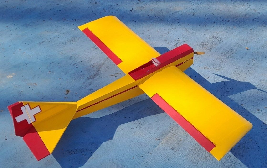 RC Kits de montage: Modellflugzeug – D'occasion à Burgdorf par Hugob4