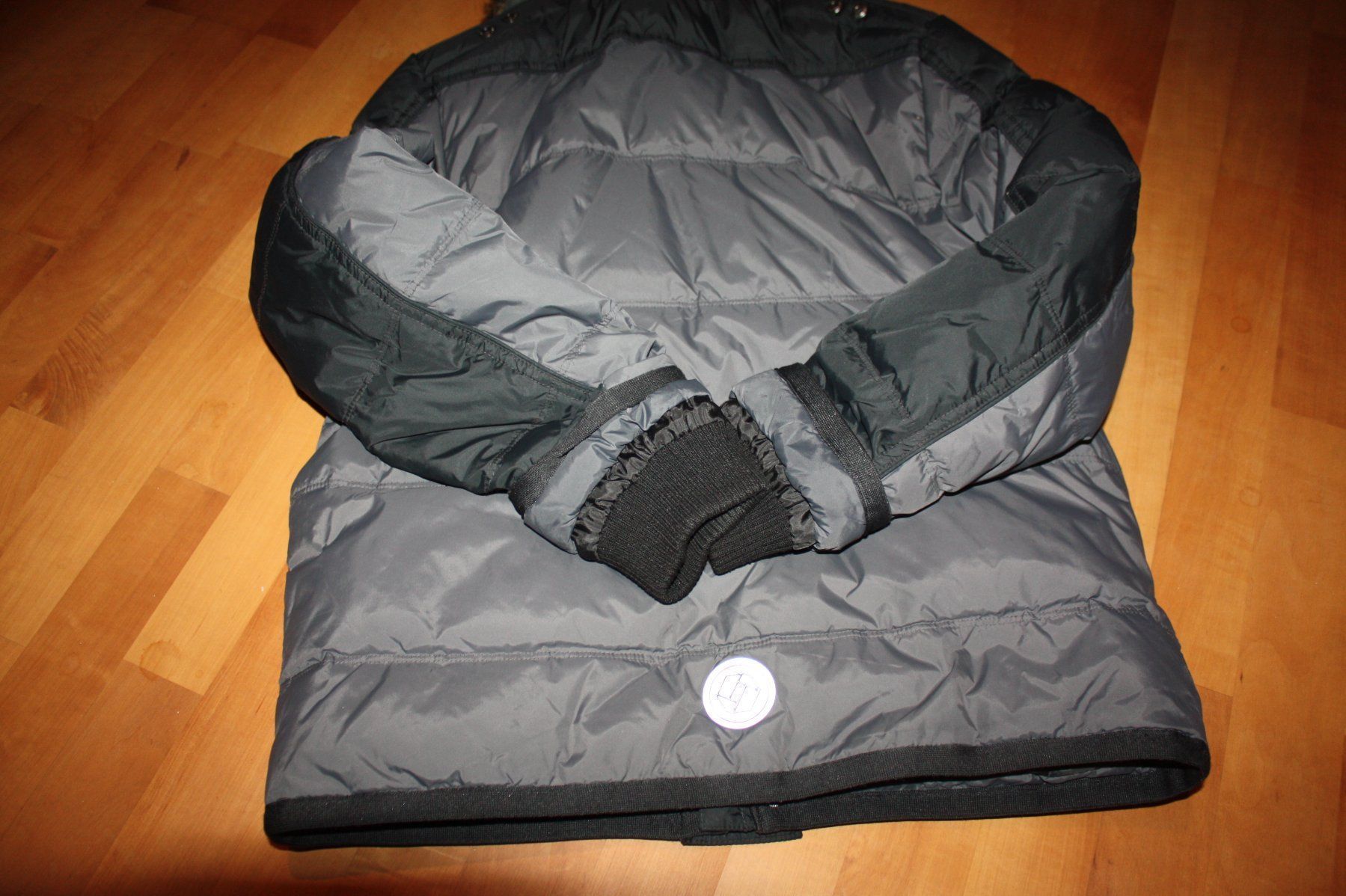 H&M Giacche & Cappotti: Junge Jacke – Usato da Effretikon venduto da Freedom2025 5