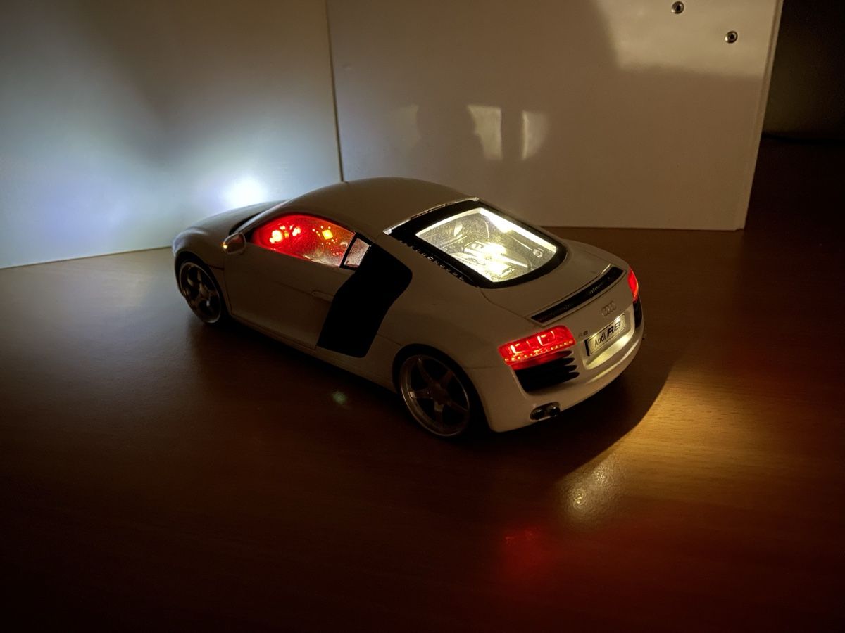 Kyosho Modellini d'auto: Audi R8 Modellauto 1:18 mit Beleuchtung – Usato da Emmenbrücke venduto da ram_66mb 7