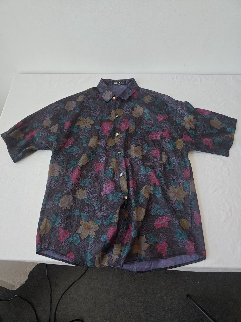 Chemises: Blumenhemd mit kurzen Ärmeln, Gr. M/L – D'occasion à Zürich par jan_dwt5