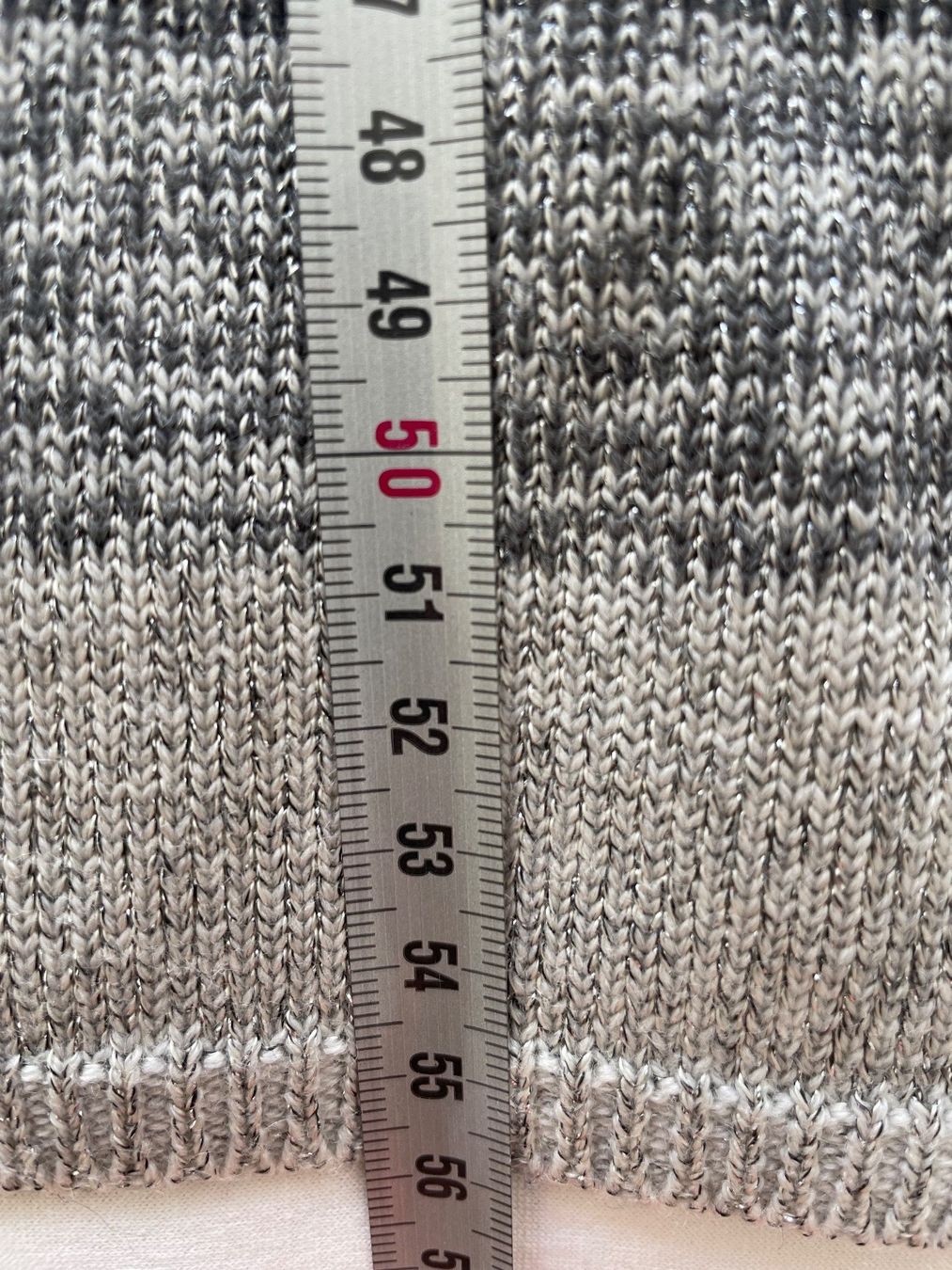 Armani Pulls & Sweat-shirts: Armani grau/silber Pullover M – D'occasion à Aesch BL par shuja01 1