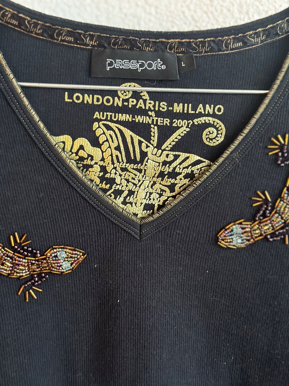 T-shirt: Oberteil schwarz mit Perlen (Passport)in L – Usato da Rothenburg venduto da wer_g9fd 1