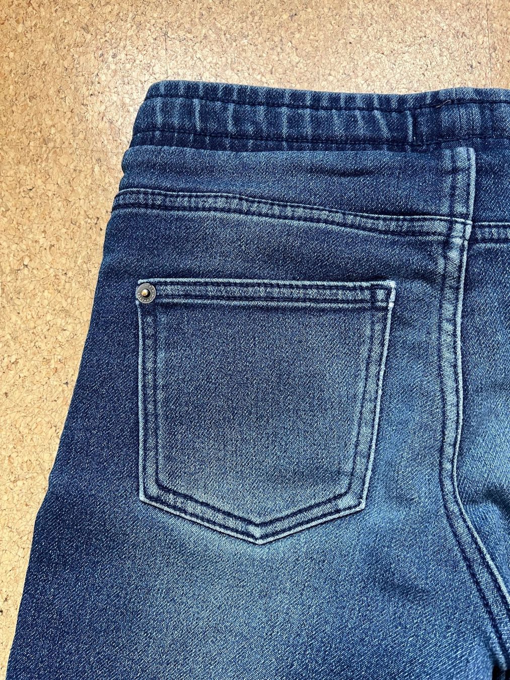 Jeans: Blaue Jeanshose, elastisch, Gr. 140, von "alive" – Usato da Grosswangen venduto da Vita500 4