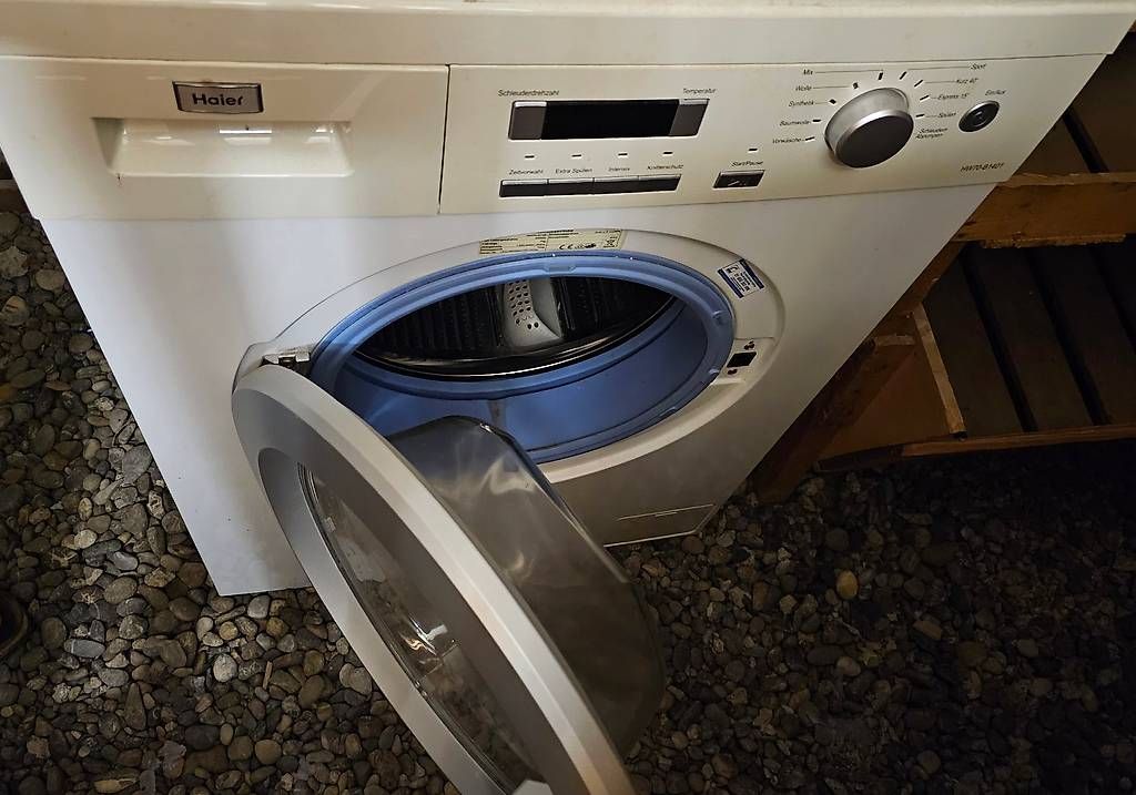 Lavatrici: Haier HW70-B1401 Waschmaschine – Usato da Morschach venduto da hof_kp5g 1