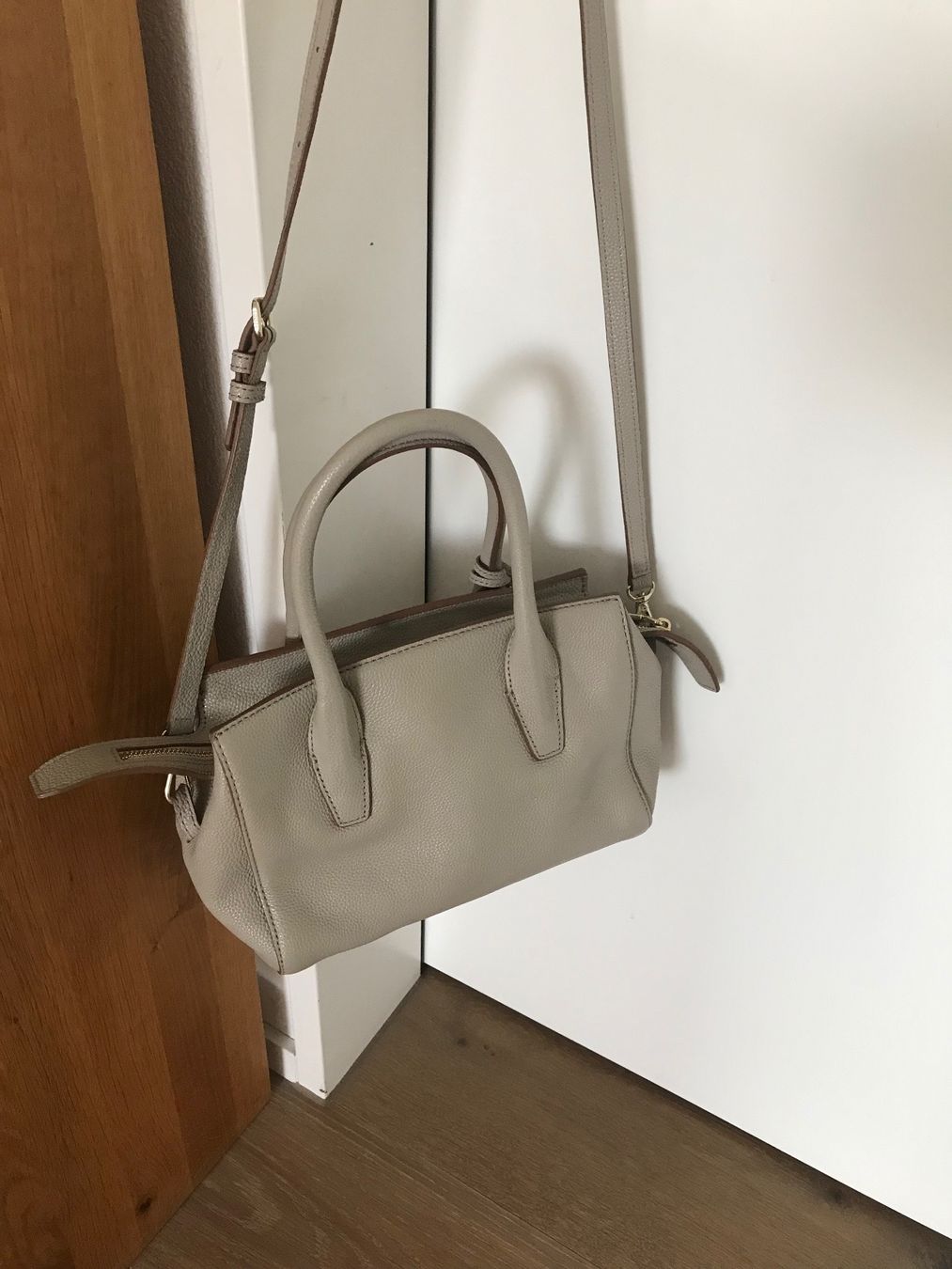DKNY Borse da donna: DKNY Leder Tasche – Usato da Affoltern am Albis venduto da variablend 1