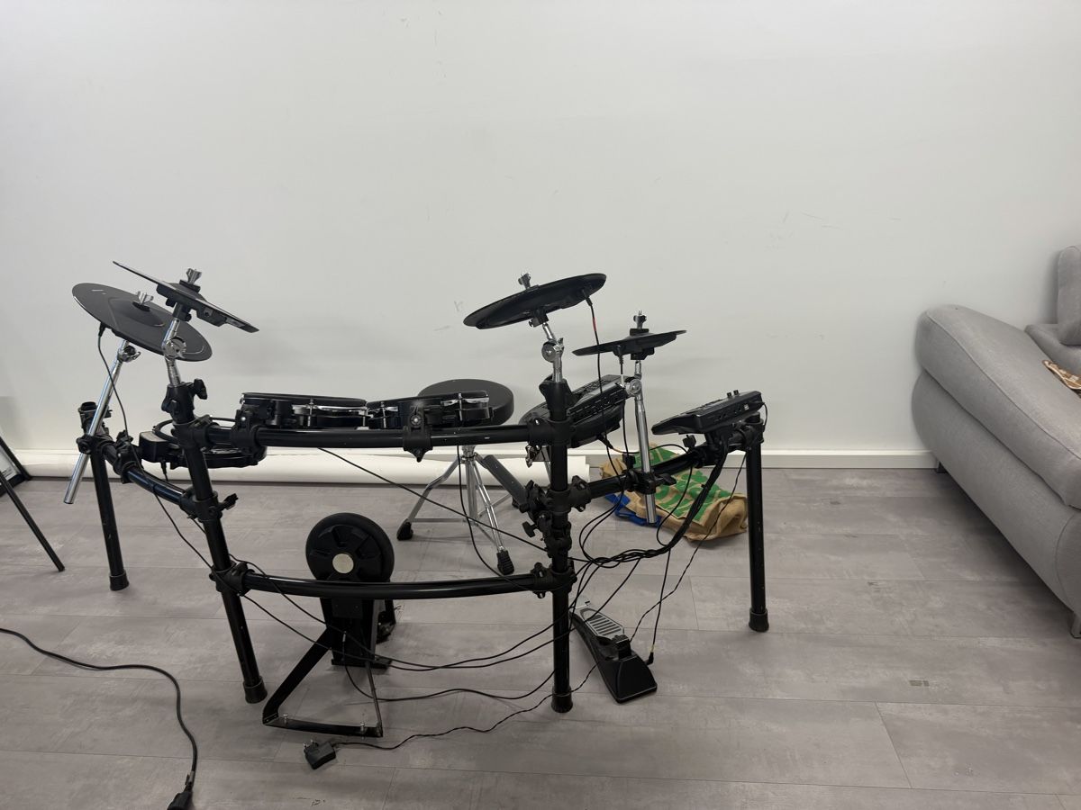 Strumenti musicali: Batterie électronique Millenium 5 pads et 4 cymbales occasio – Usato da Renens VD venduto da dannythedogg 3