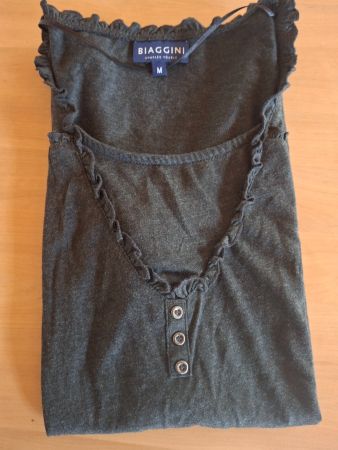 T-shirt taille M marque Biaggini