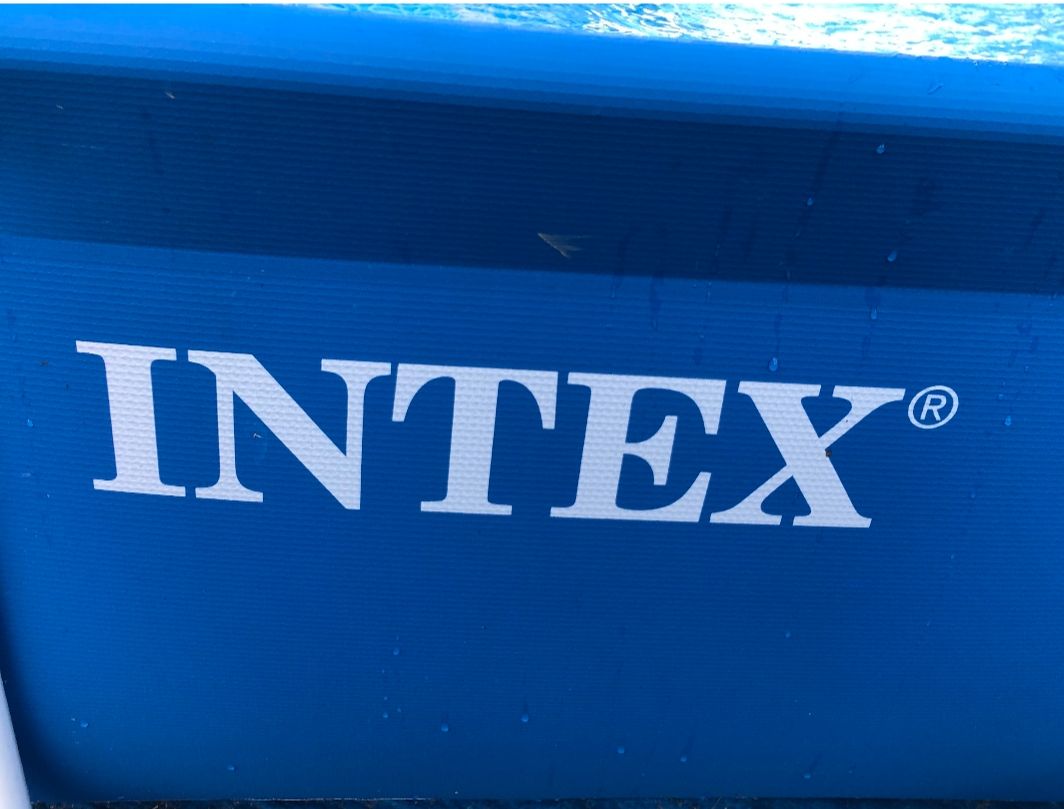 Intex Piscines: Intex frame Swimming pool rechteckig  – D'occasion à Nods par BieneS 2