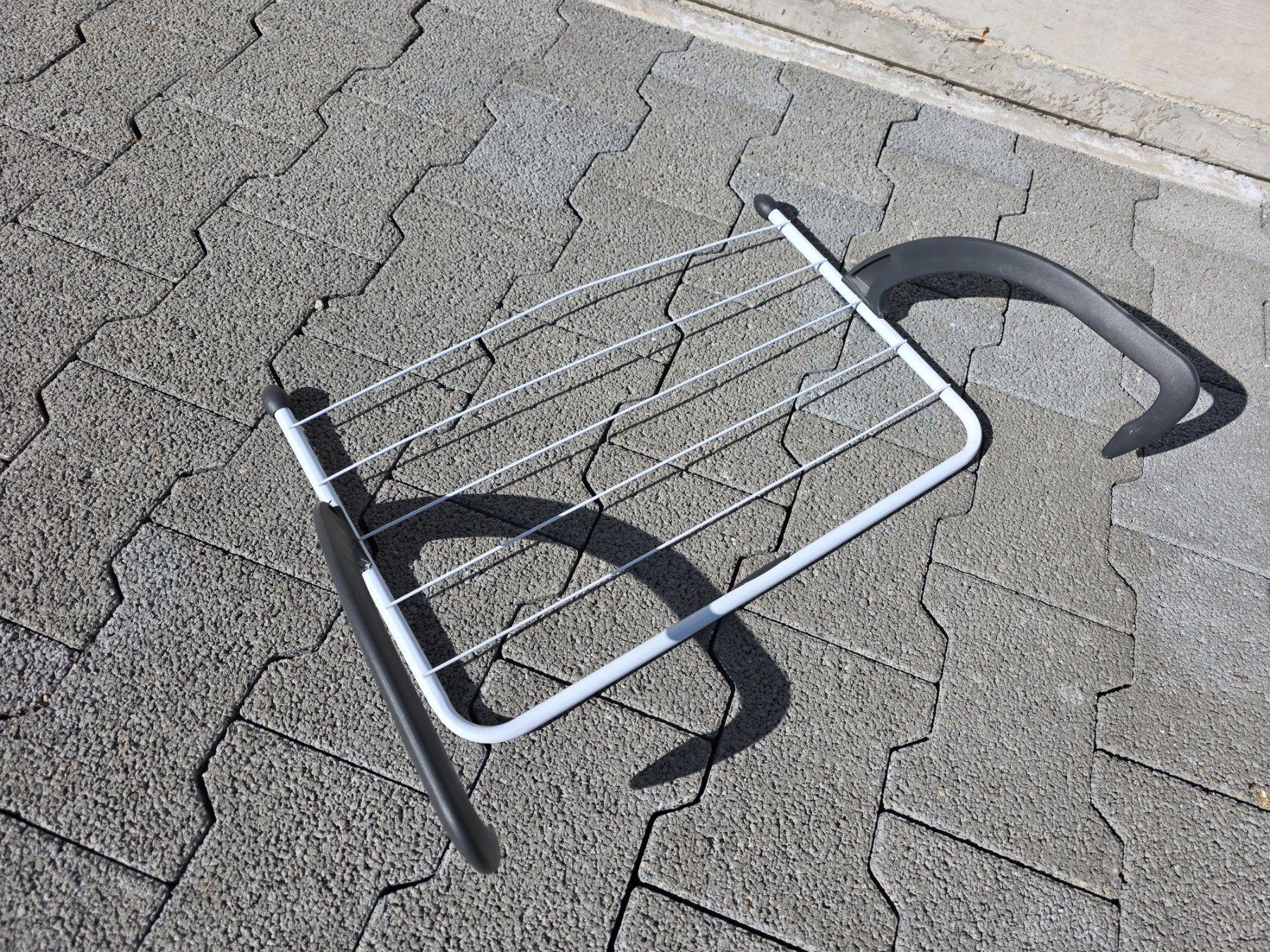 Portasciugamani: Tüechli Halter Radiator oder Balkon Trockner – Usato da Walterswil BE venduto da Lonitti 1