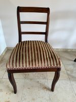 Antiker Holzstuhl Biedermeier-Stil