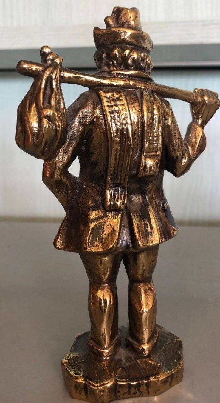 Skulpturen & Statuen: Massive Messing Mann – Gebraucht aus Olten von sportwelt 6