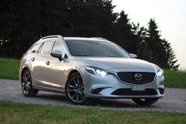 Mazda 6 Sport Kombi 2.2 D 175 AWD Automat Revolution Luxury
