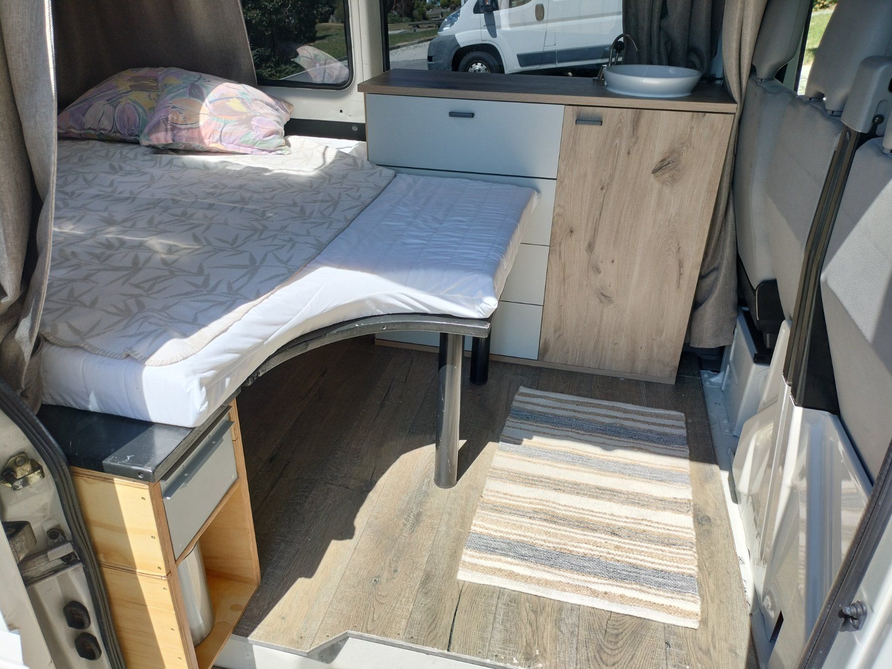 VW Veicoli da campeggio: VW LT35 Camper, kurze Version ab MFK – Usato da Sempach venduto da Klara9 6
