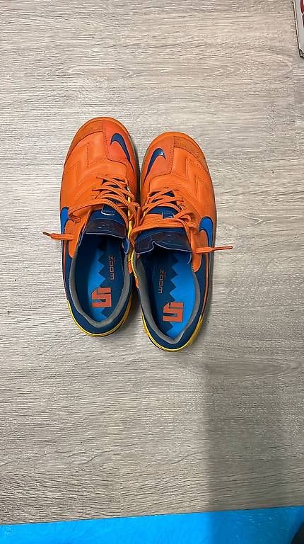 Scarpe per ragazzi: Hallen-/ Futsalschuhe – Usato da Siglistorf venduto da nin_gl2p