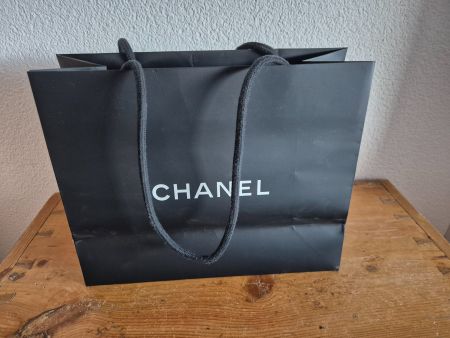 Chanel Papiertasche schwarz ohne Rose 24 x 30 cm Tüte