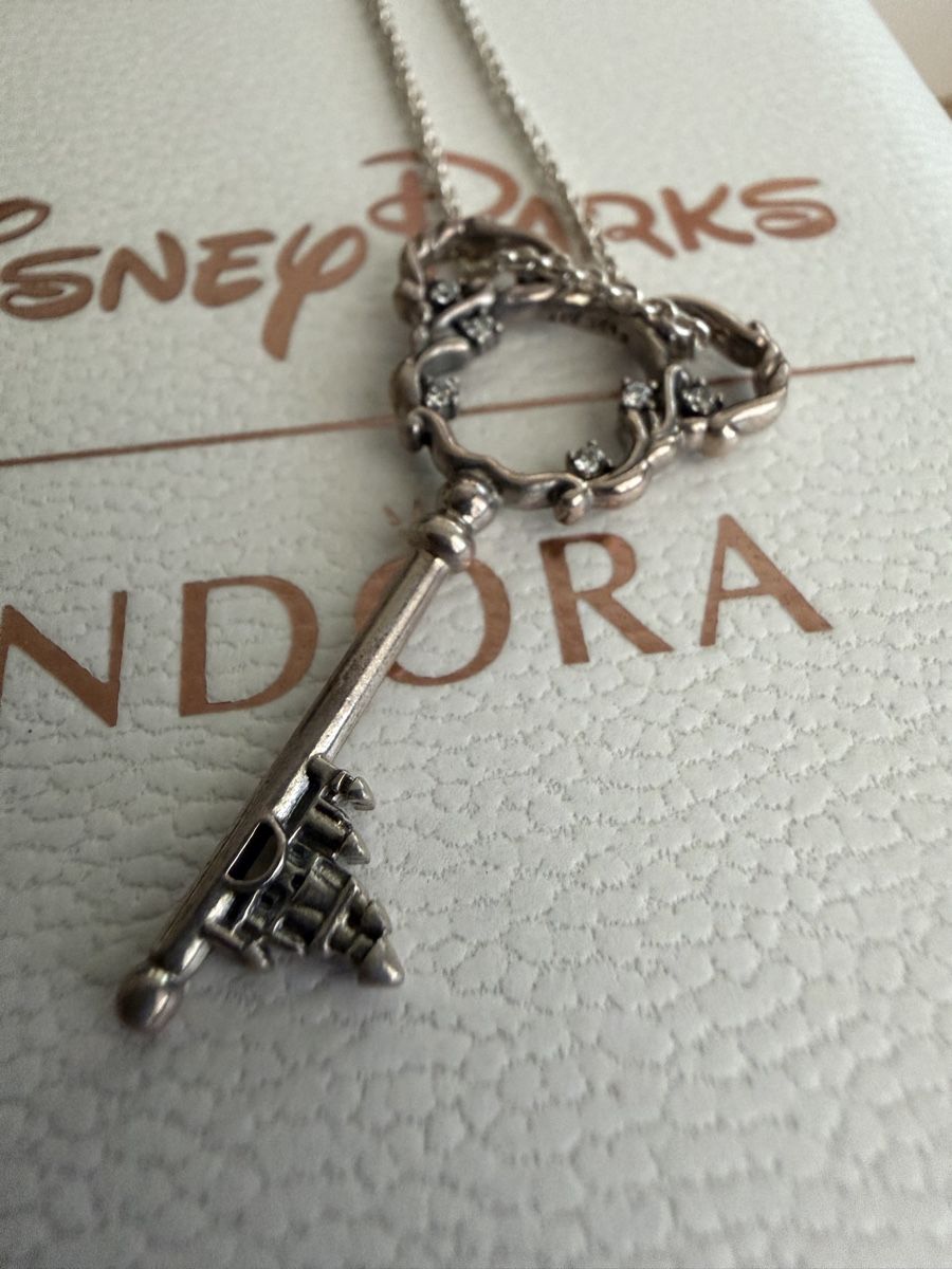 Pandora Catenine: Pandora Disney Parks Kette | NEU – Nuovo e nell'imballaggio originale da Zollikofen venduto da liindaaa