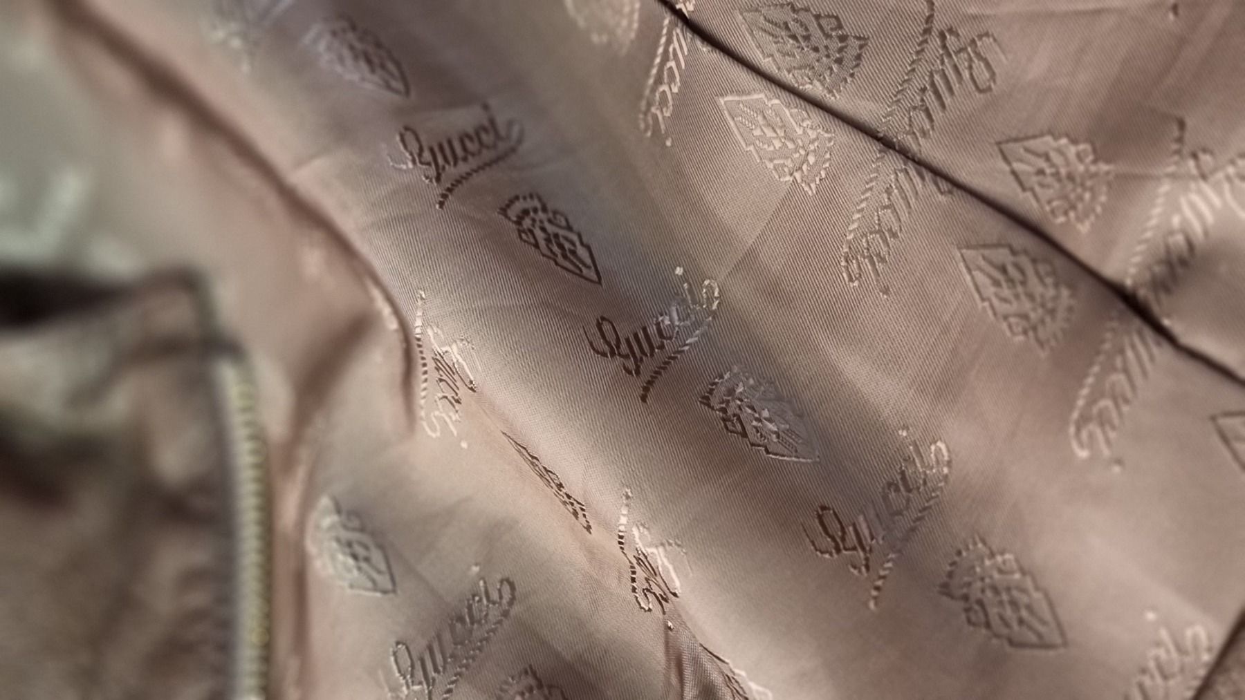 Gucci Vestes: Gucci Leder Jacke – D'occasion à Zürich par finesse.shop 4