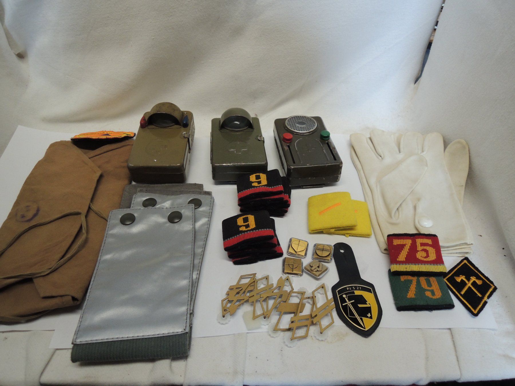 Schweizer Armee Uniformi: Schweizer Armee LOT – Usato da Uznach venduto da Othmar52