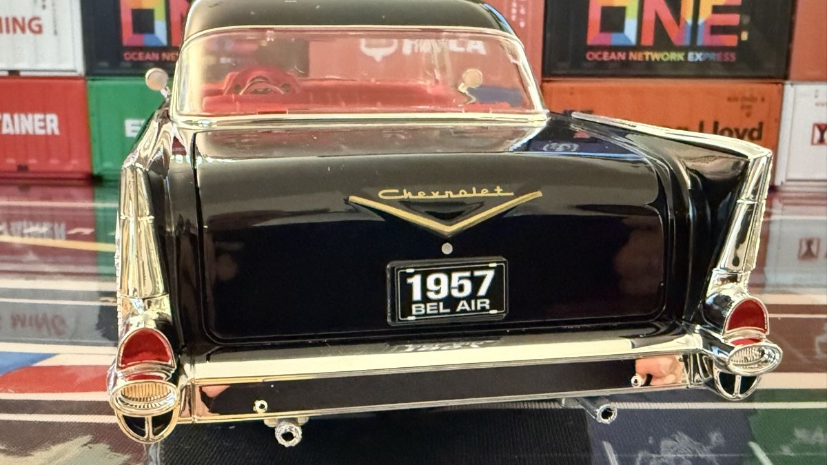 Chevrolet Modellautos: Chevrolet Bel Air 1957 schwarz  – Neu (gemäss Beschreibung) aus Basel von Zomeg 5